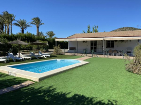Casa rural La Caprichosa with private swimming pool